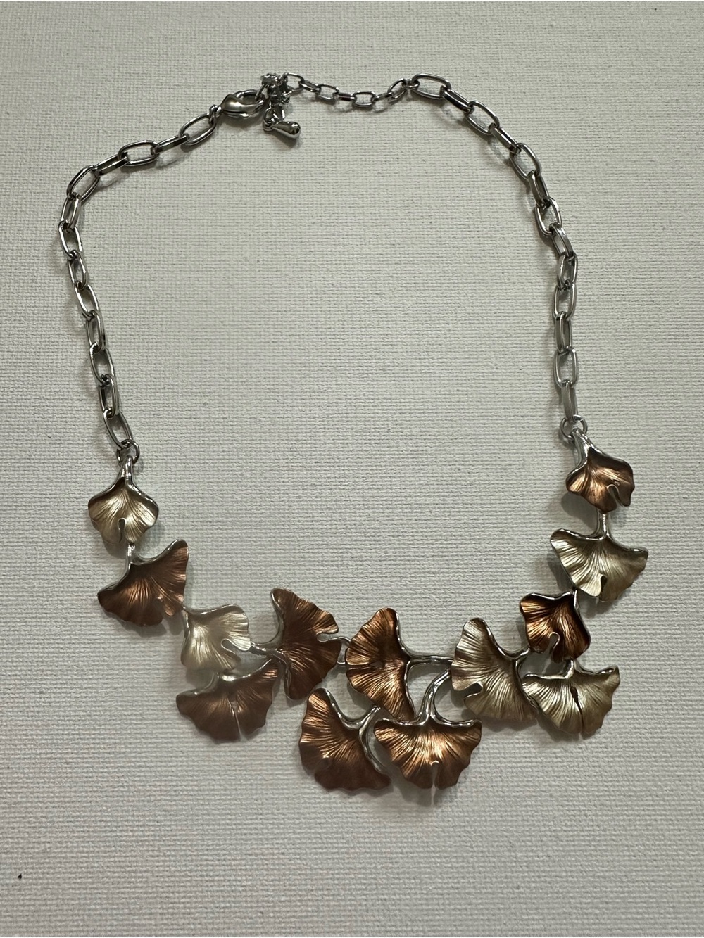 Two-Tone Ginkgo Leaf Statement Necklace Silver & Bronze Silver Tone Chain Line - Picture 2 of 9